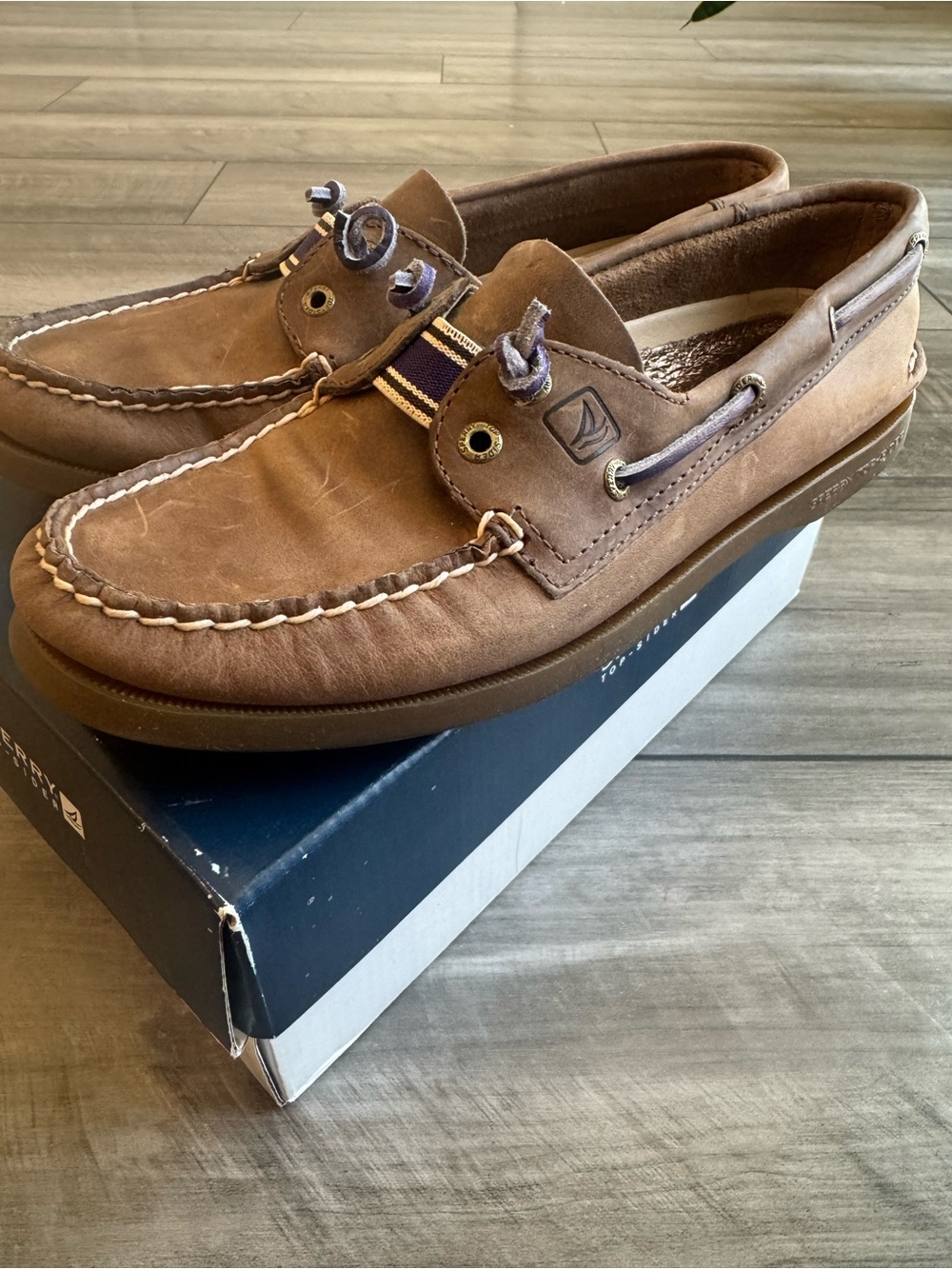 Sperry Brown Leather Classic Boat Shoes with Stripe Lace Detail - Picture 4 of 8